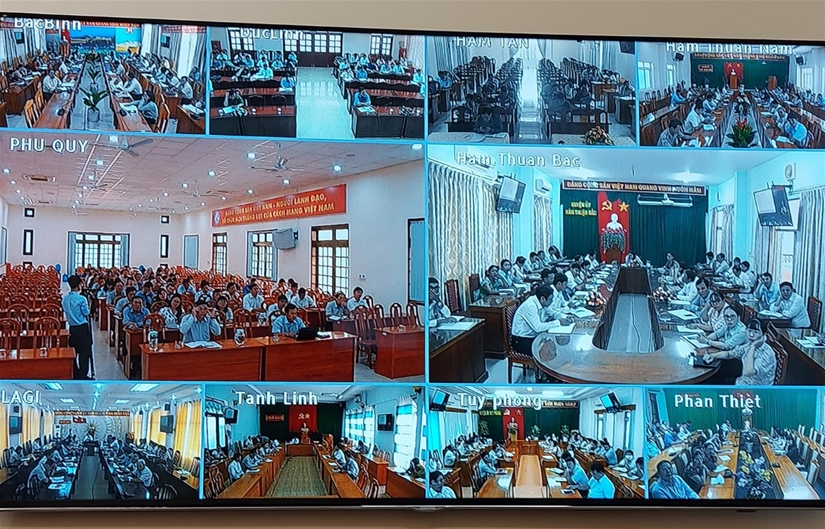 Cán bộ tuyên giáo Tỉnh ủy, các huyện, thị xã, thành phố trong tỉnh tham gia Hội nghị tập huấn tại điểm cầu Bình Thuận
